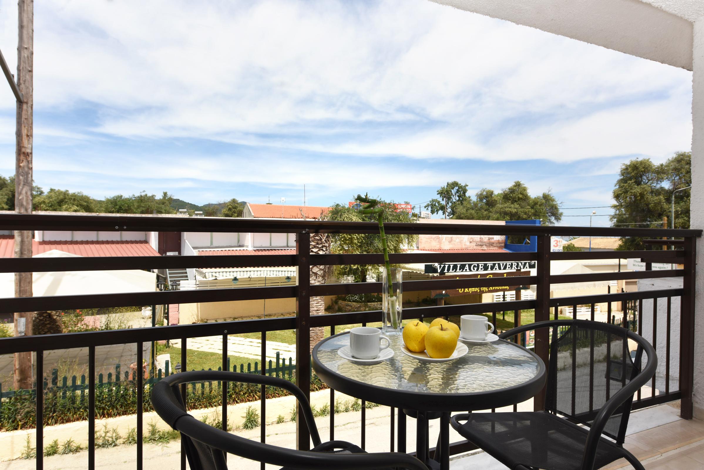 Aquarius Beach Hotel Meszongí Kültér fotó